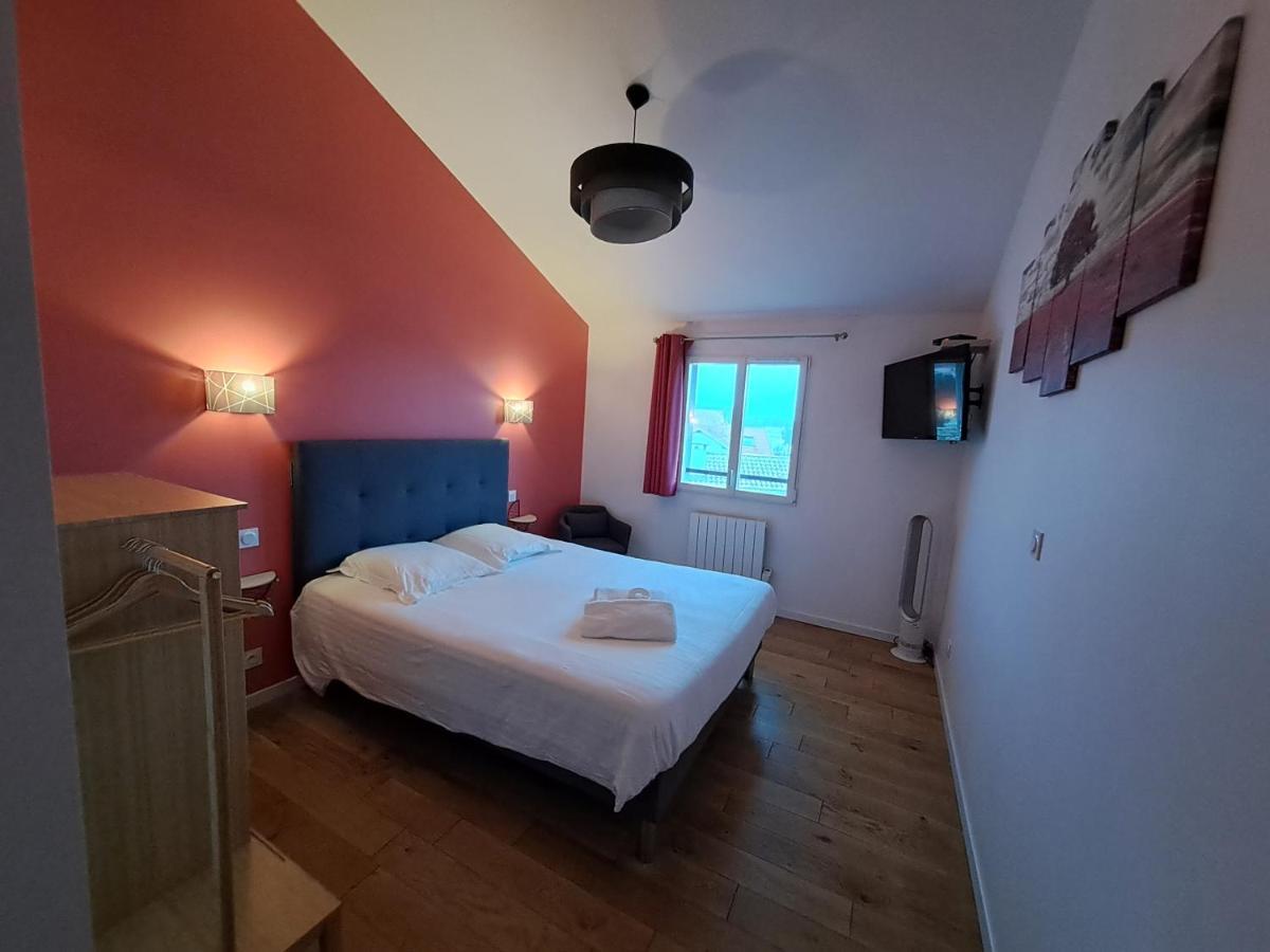 Hotel L'Auberge Canaulaise Lacanau Luaran gambar
